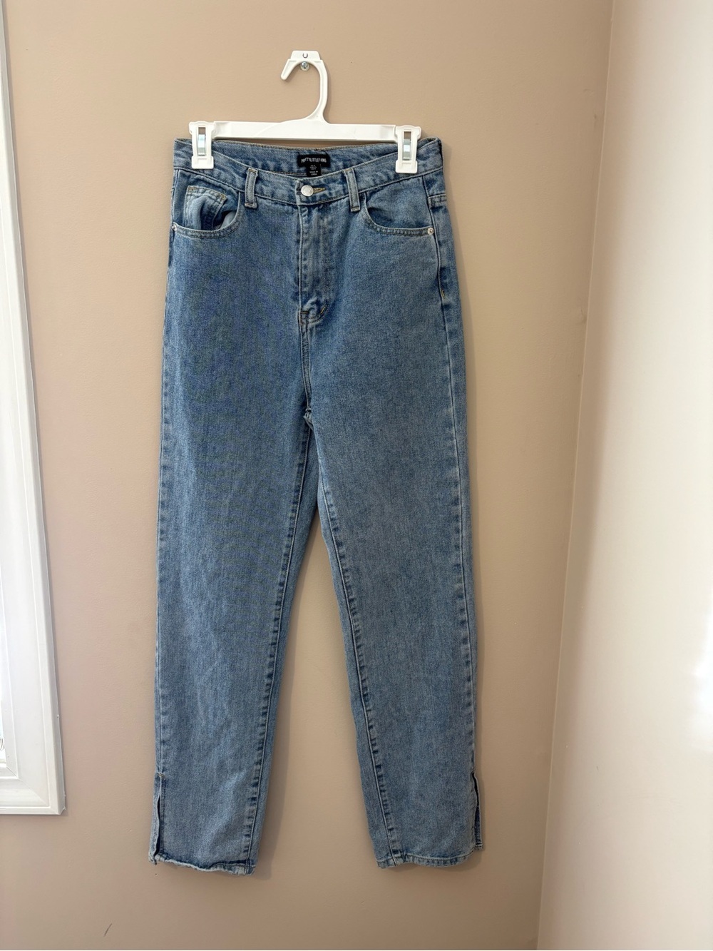 Pretty Little Thing Classic High-Rise Straight Leg Blue Jeans w/ side split Sz4 - Picture 4 of 7
